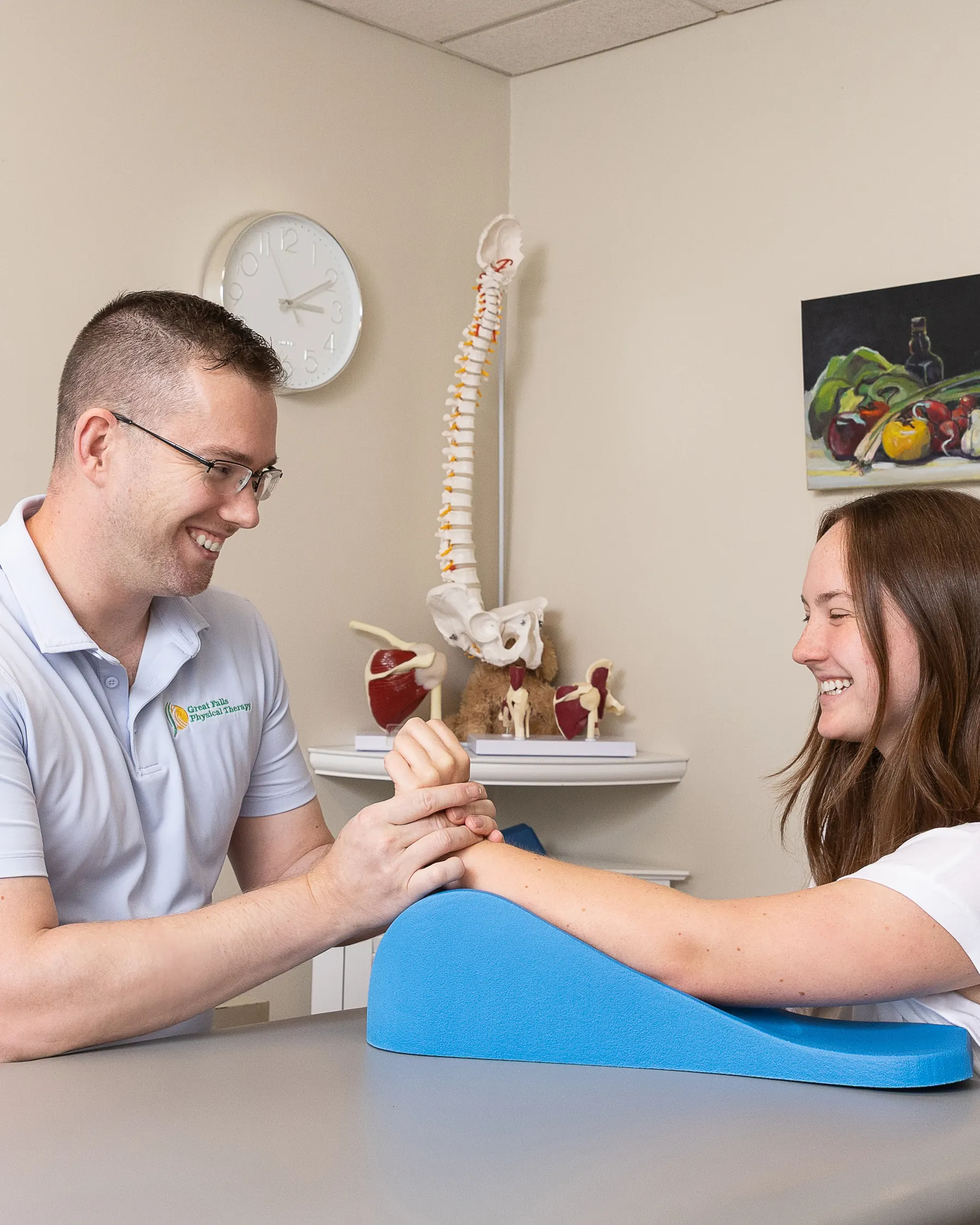 Physical therapist and patient during a hands-on evaluation at Great Falls Physical Therapy